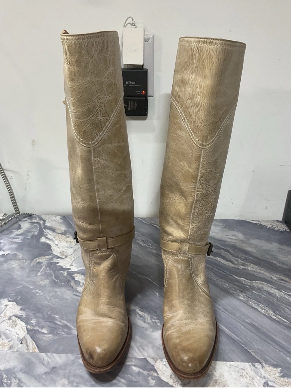 FRYE Dorado Tall Knee Riding boots Cream Tan Leather Buckle 77559 Women’s ~ SZ 7